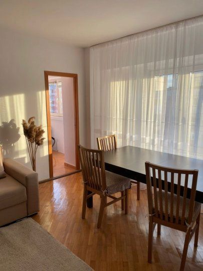 Apartament spatios Lujerului metrou