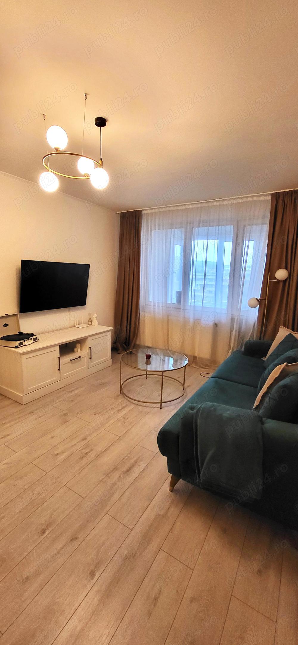 Vand Apartament, Hunedoara, Renovat, 2 camere + uscatorie