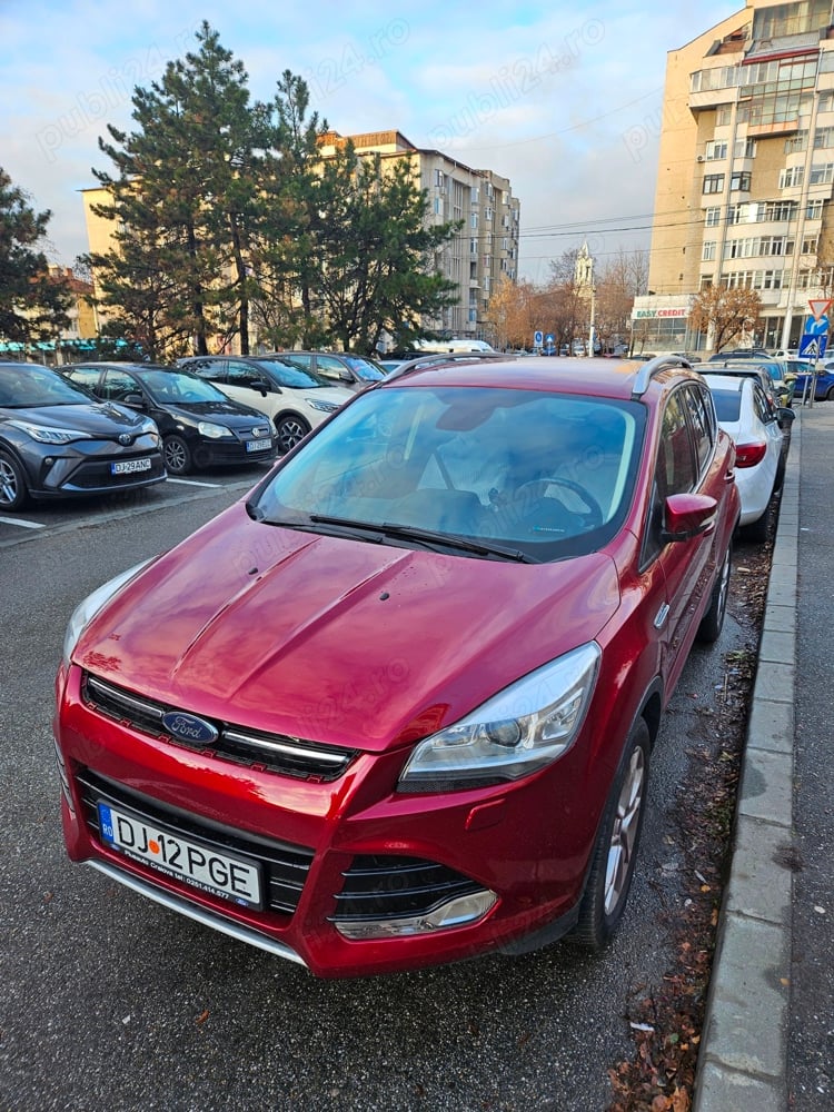 autoturism Ford Kuga