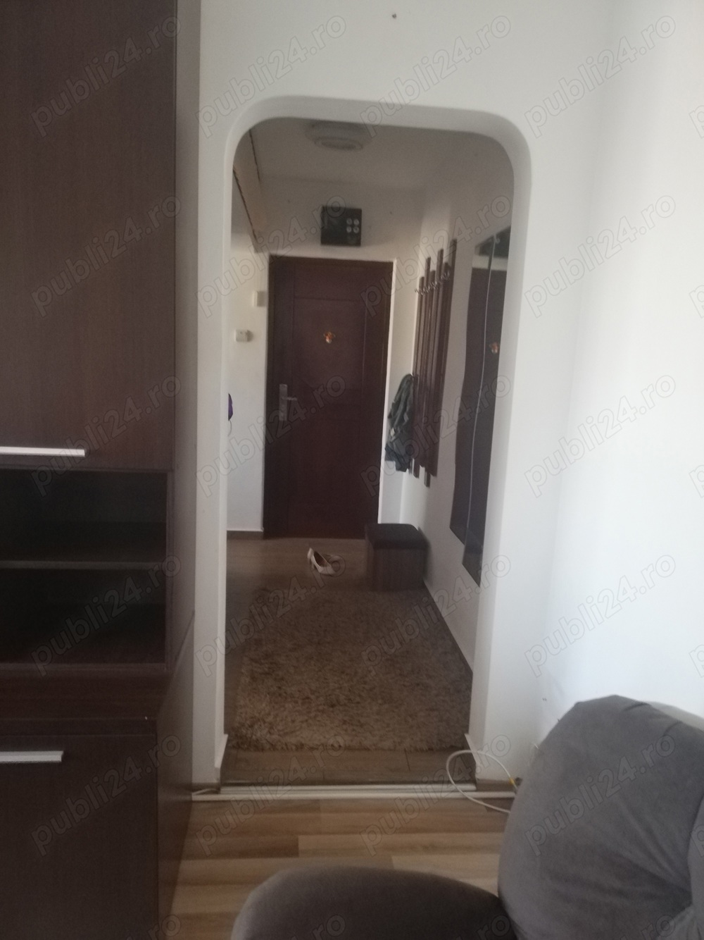 Vând apartament cu 2 camere, str. ZORILOR,lângă liceul Spiru Haret, Suceava 