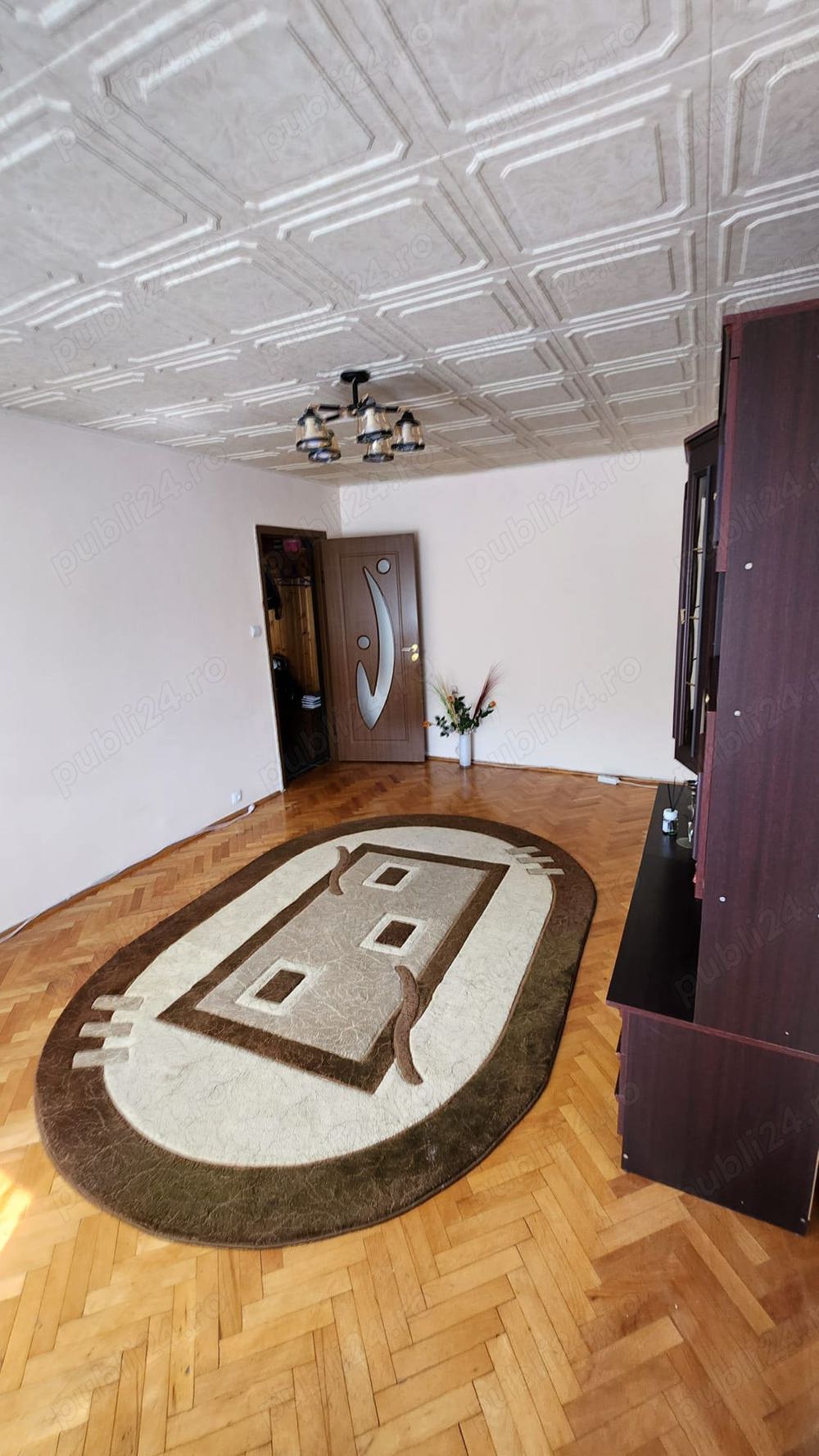 Apartament cu 2 camere în Calea Aradului decomandat