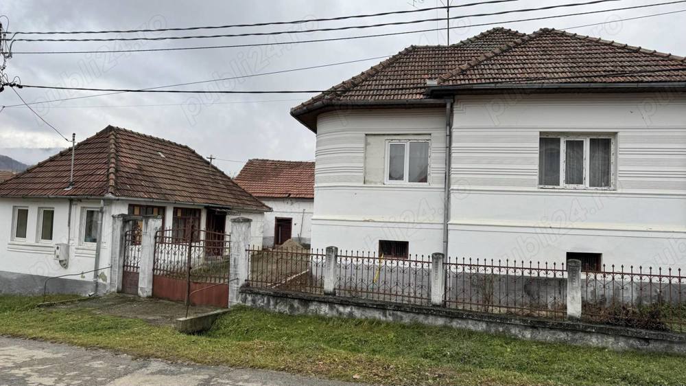 Casa de vânzare în silvașu de Sus 