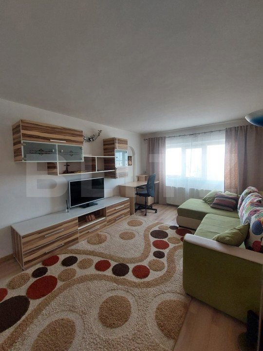 Apartament cu 2 camere DECOMANDAT