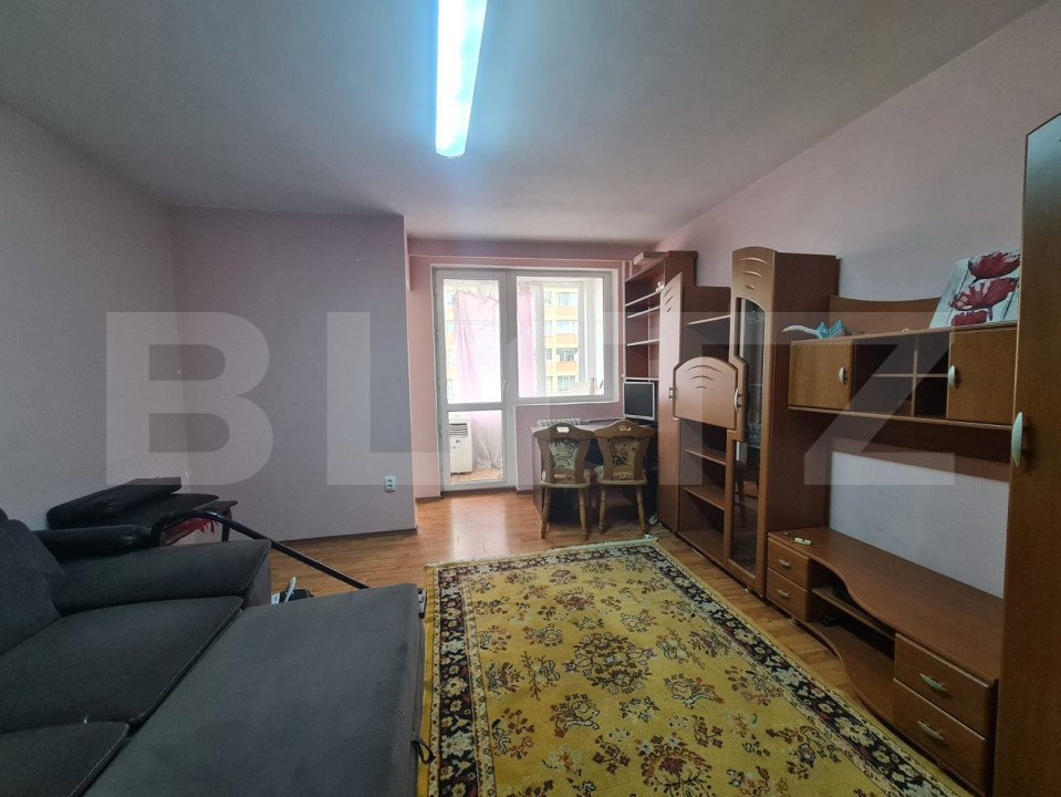 Apartament cu o camera, 28 de mp, zona Manastur - Bucegi