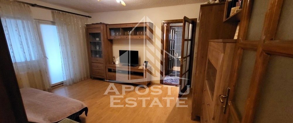 Apartament proaspat renovat 2 camere, Iulius Town