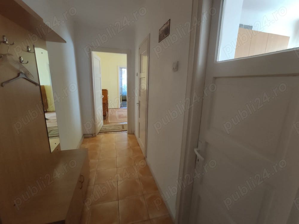 inchiriez apartament 2 camere Centrul Civic Brasov, Mesota 