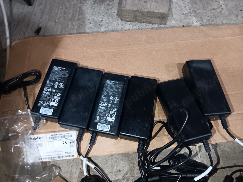 Alimentator incarcator 24V dc 2.5A