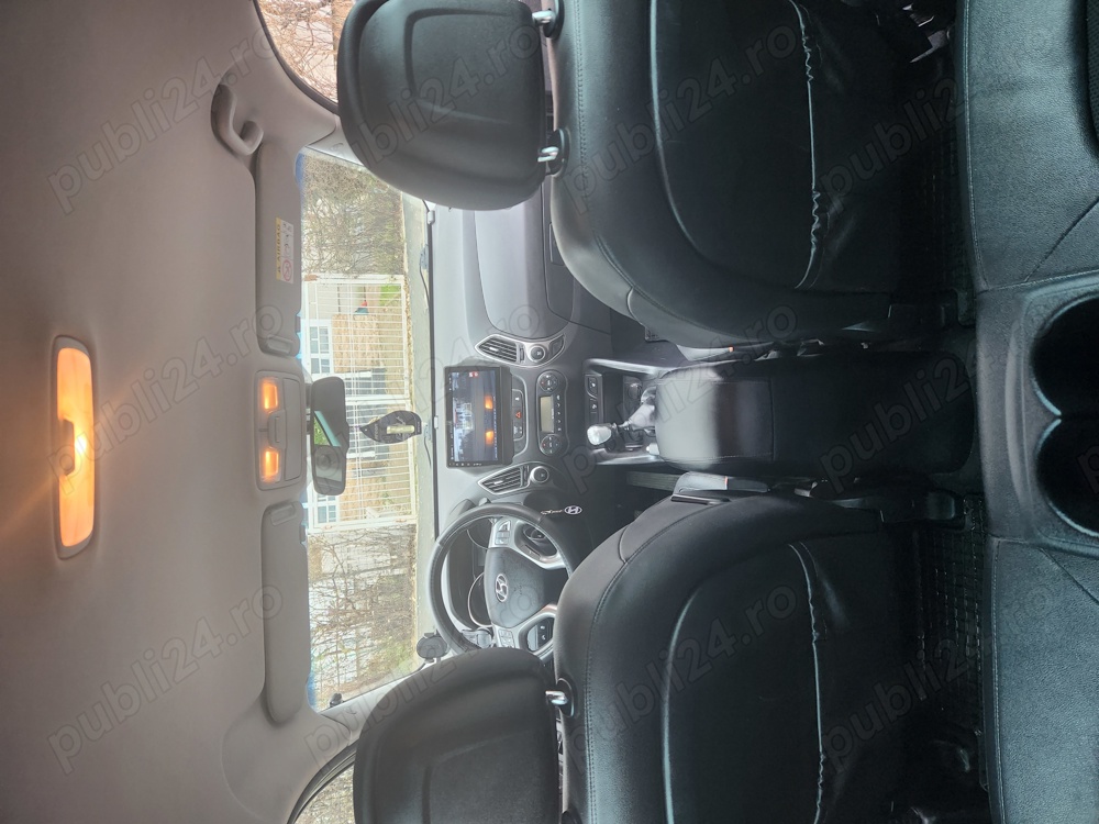 Vând Hyundai ix35 2015 2.0 184CP 4 4AWD