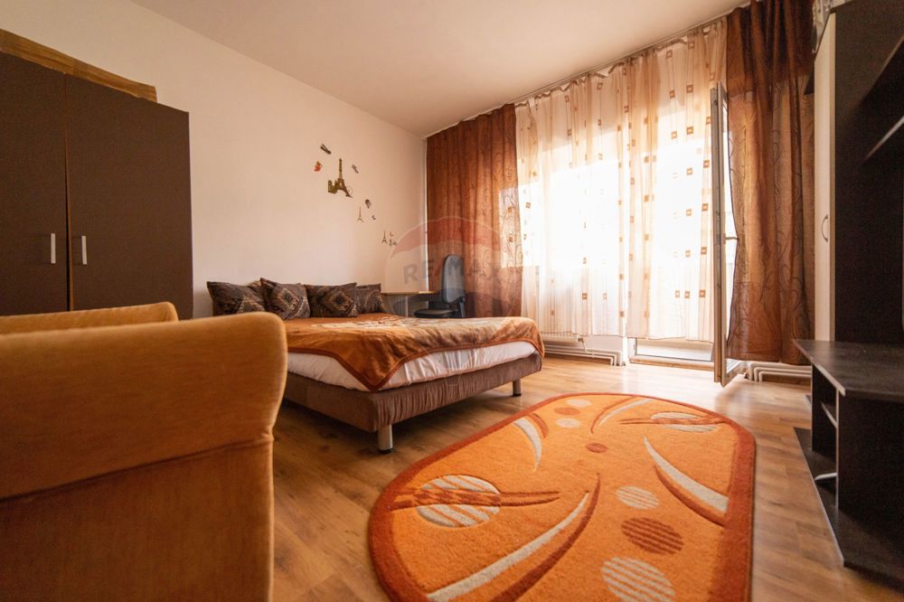 Apartament cu o camera de închiriat în zona Aurel Vlaicu