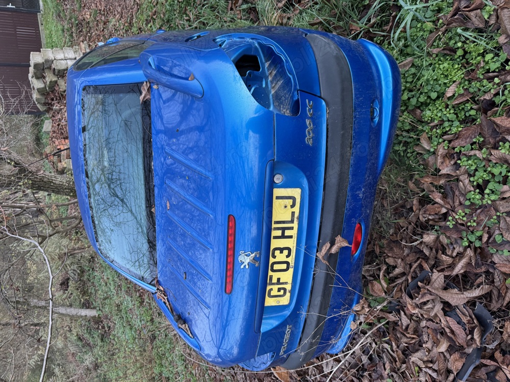 Dezmembrez peugeot 206cc an 2003 1.6 benzina