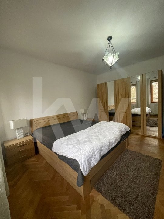 Apartament ultracentral de inchiriat - 2 dormitoare - etajul 2