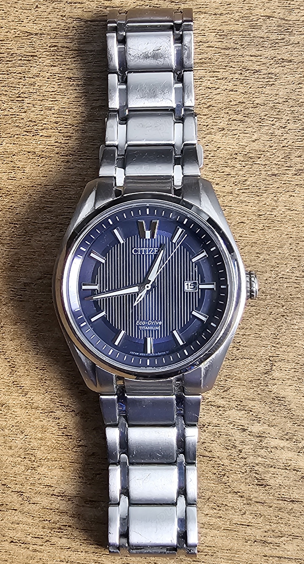 Ceas Citizen din titan, încărcare solară