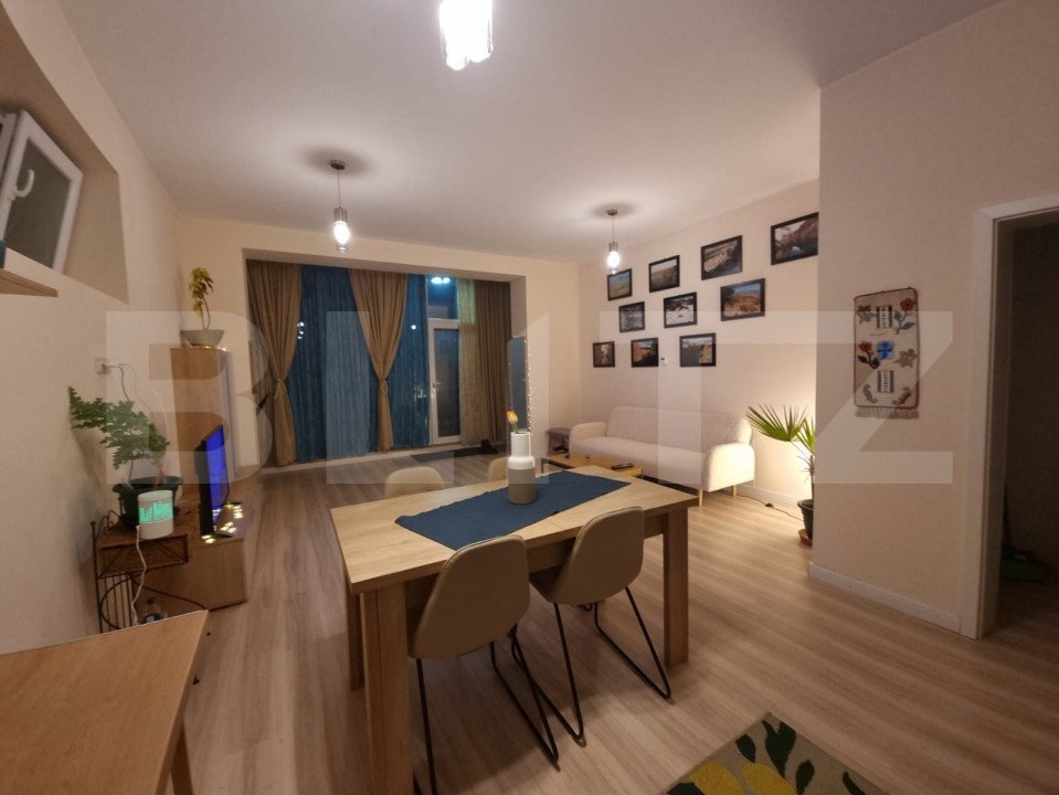 Apartament 3 camere 74 mp - cu 40 mp curte- senzational zona Centru 