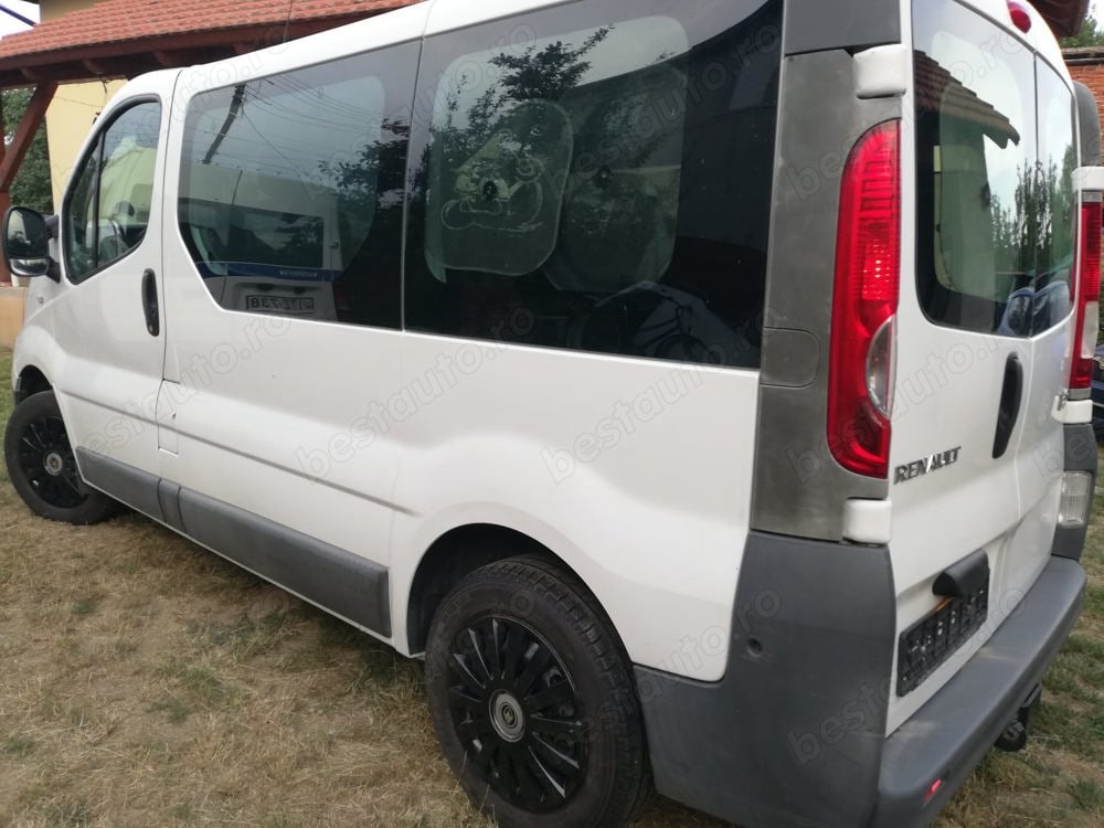 Renault Trafic 2.0cdti 2012 9locuri 165mkm ! Ac