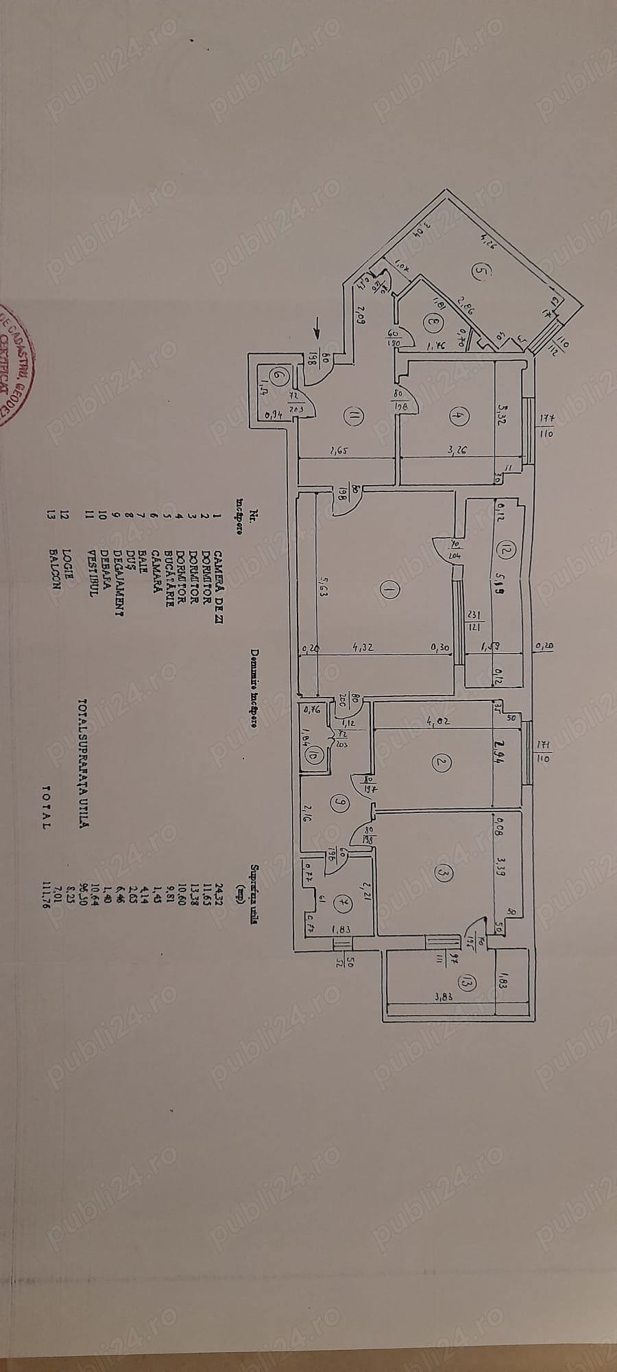 Vând apartament 4 camere