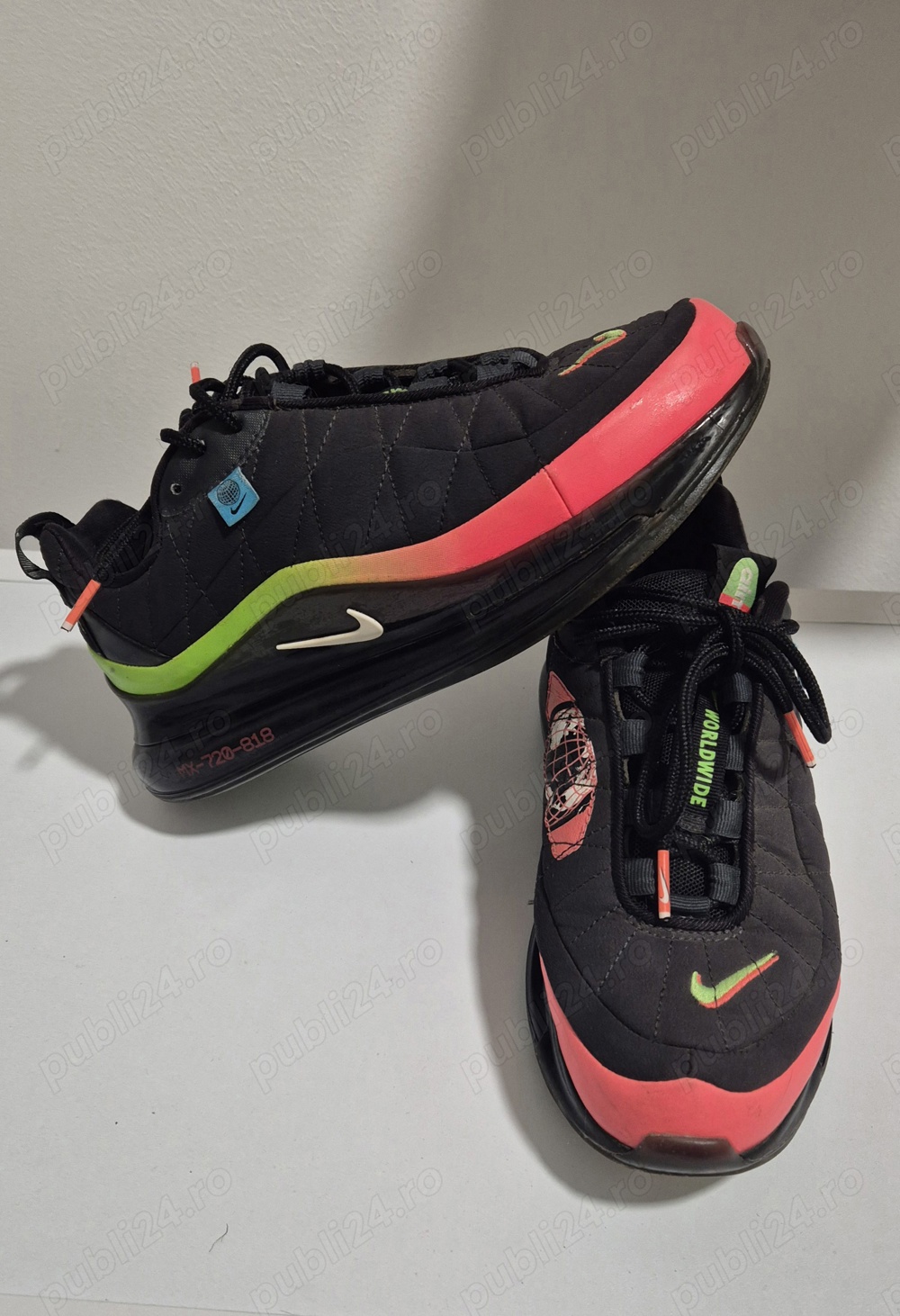 Adidasi originali Nike 720