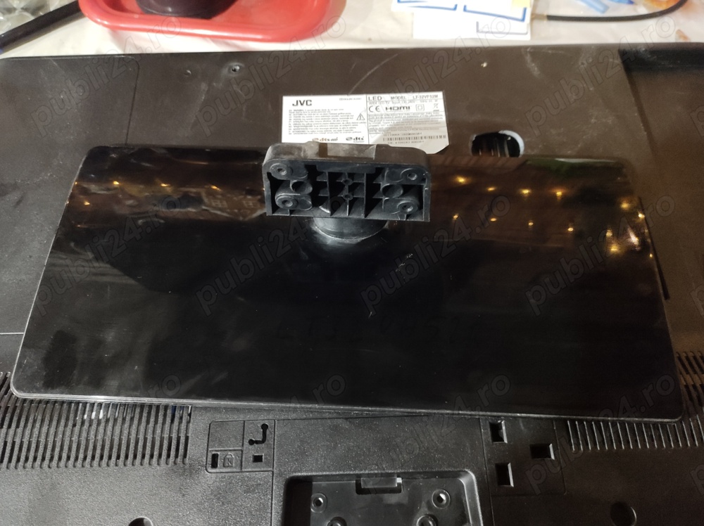 talpa picior de pe tv JVC lt-32vf52m