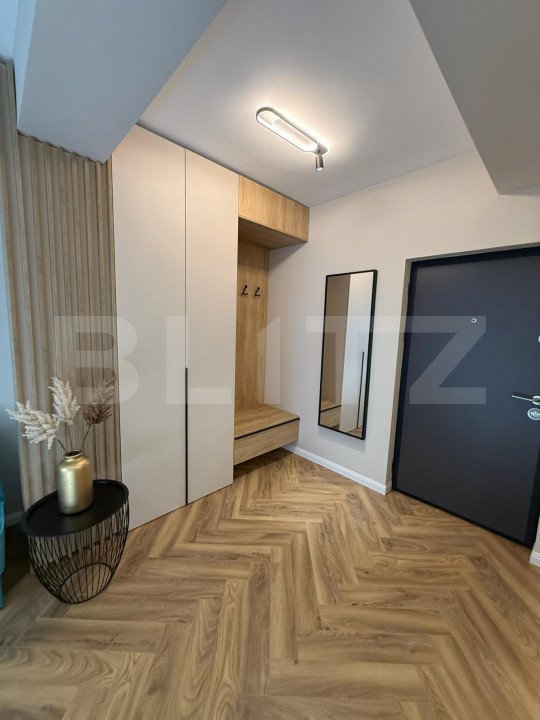 Apartament finisat, 2 camere, nemobilat, parcare, zona Terra