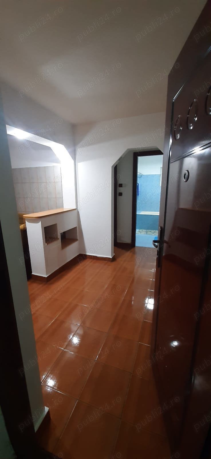 Închiriez apartament 2 camere