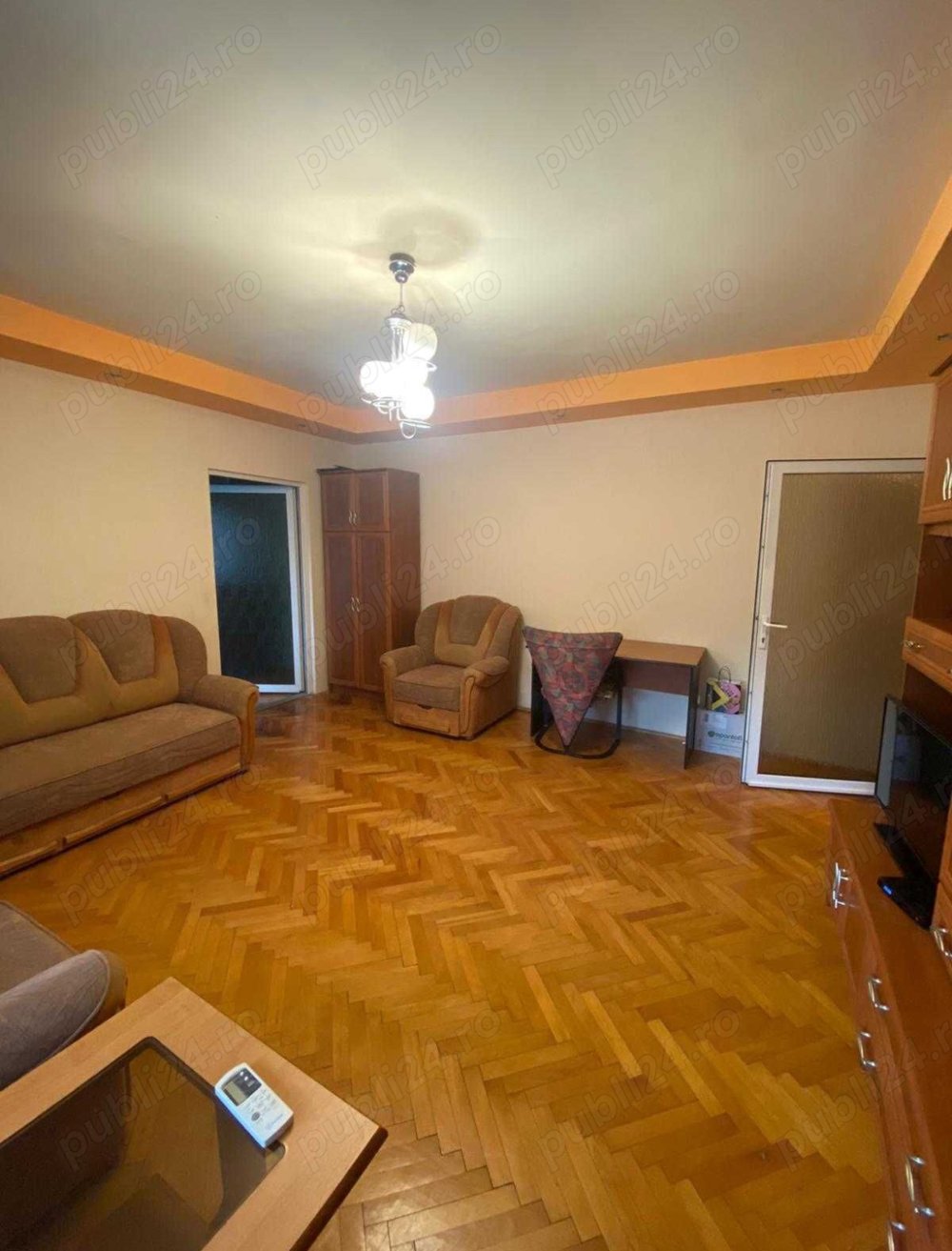 De închiriat apartament 2 camere zona punctele Cardinale