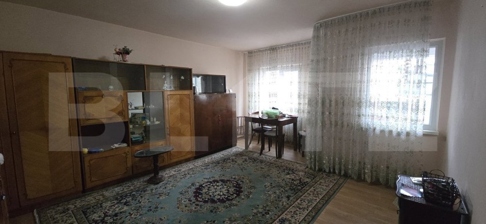 Apartament cu 3 camere, etaj 1, 79 mp utili totali, Calea Bucuresti-Piata Mare