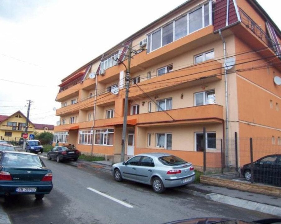 Apartament de vanzare, cu 4 camere, 110 mp, zona Islazului 