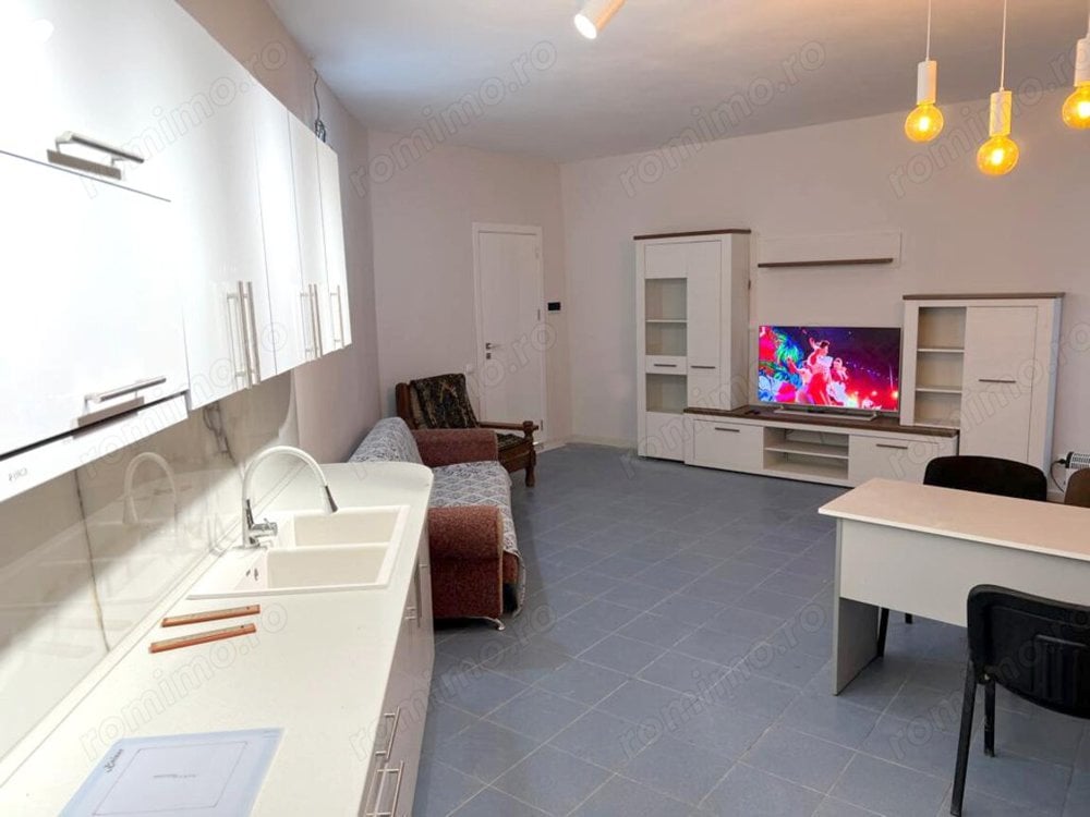 Inchiriez Apartament cu 2 camere in zona Aviatiei