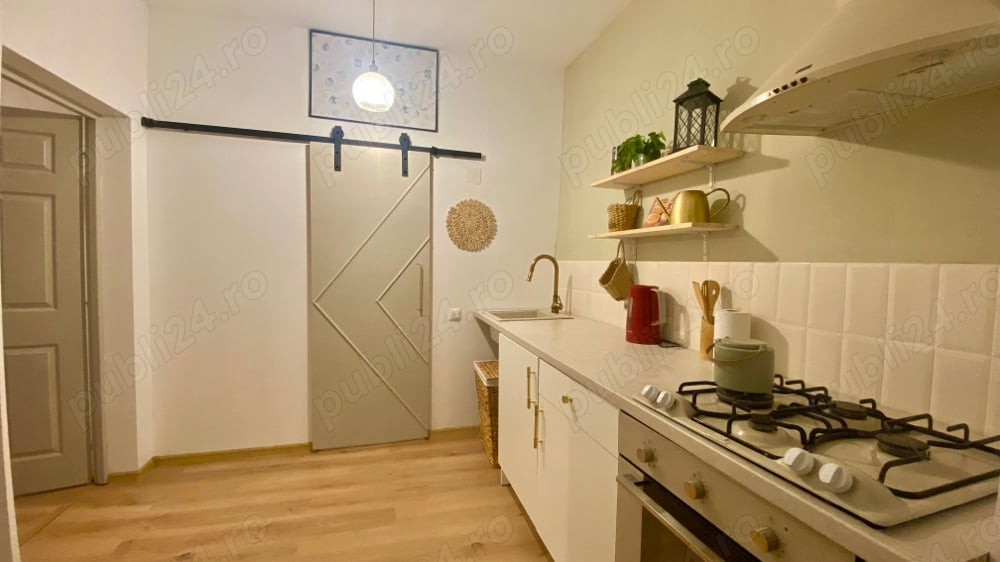 Apartament mobilat in zonă centrală