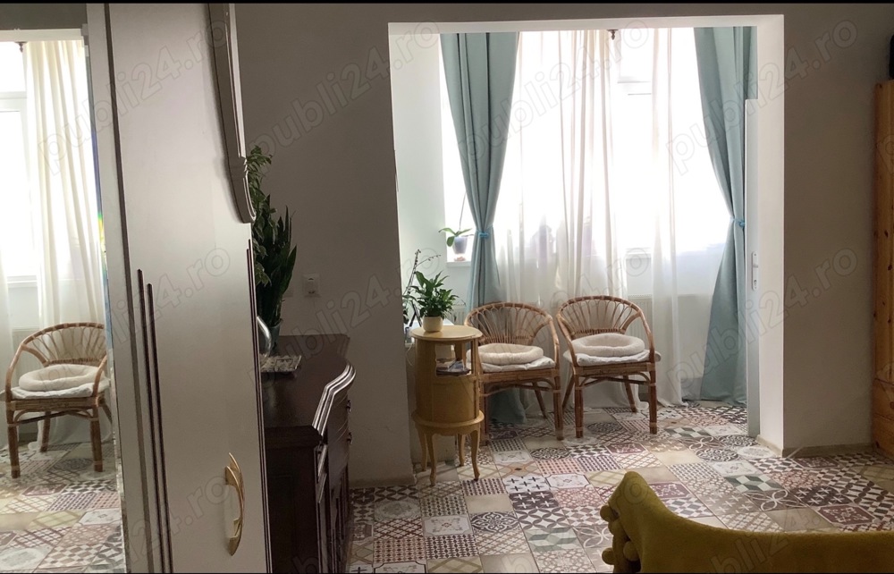 Apartament în casa interbelica renovata, zona exclusivista, Parcare in curte. Direct proprietar