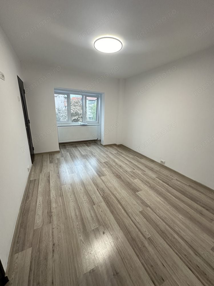 Apartament de vanzare l 2 Camere l ZonaAradului