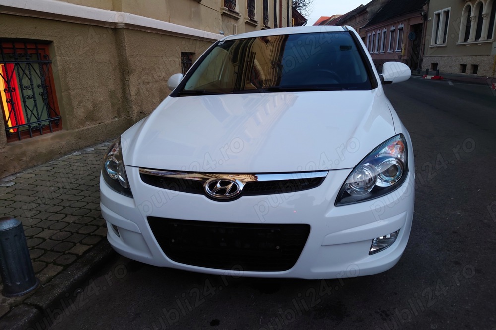 Hyunday I 30 1.4 benzina, 2009, Navi 10