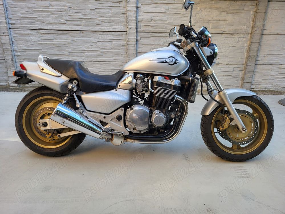 Vand Honda CB1300 X4