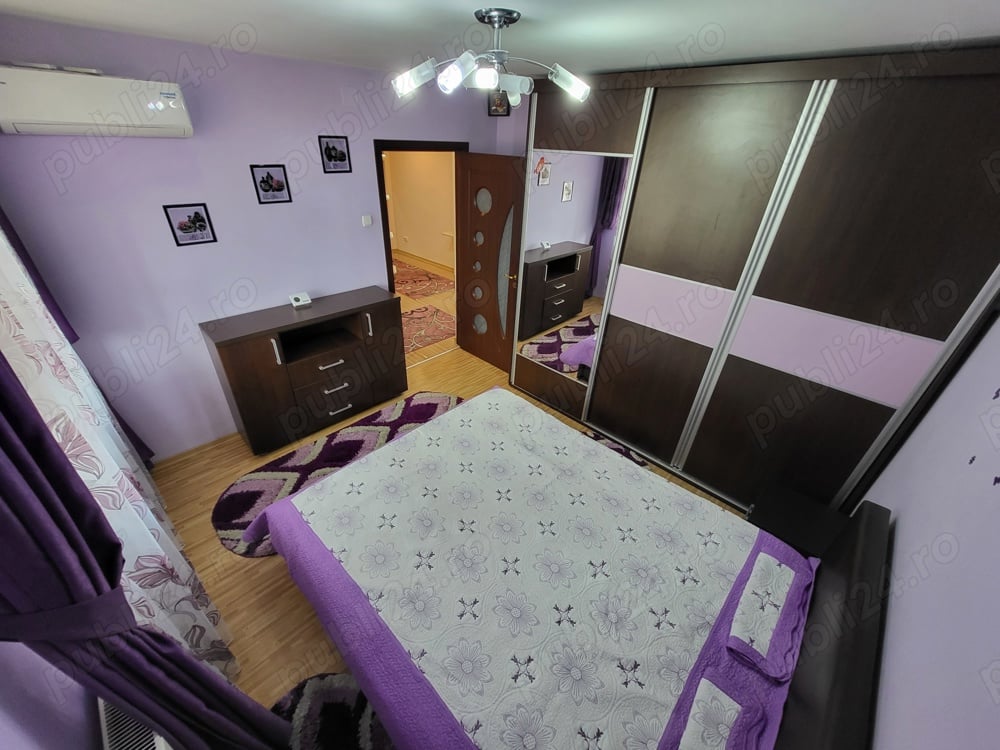 Închiriez apartament 2 camere centru str.Petru Rareș mobilat si utilat complet plus loc parcare 