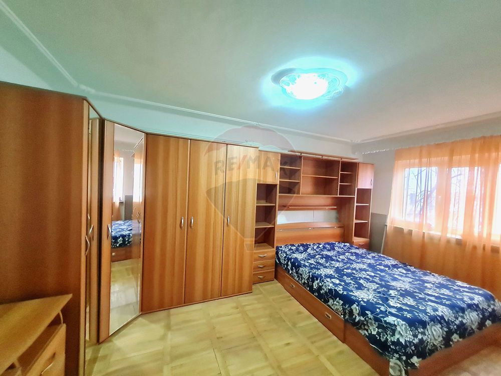 Apartament cu 2 camere de închiriat în zona Gara