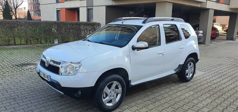 dacia DUSTER LAUREAT an 2013 mot 1.5 dci.euro 5 Consum 5%km