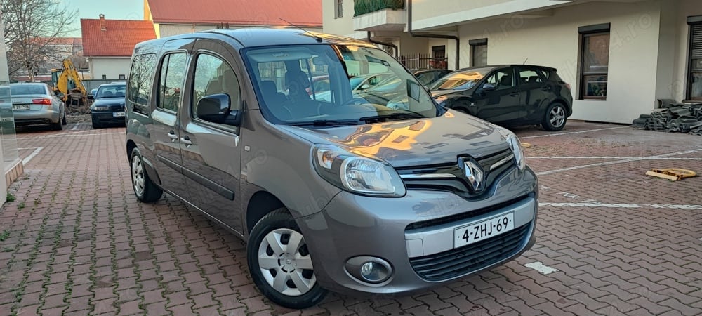 Renault kangoo Maxi lung 7 locuri !!!