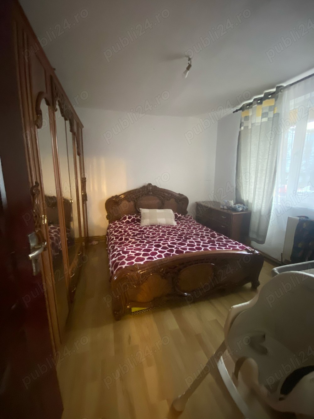 Apartament de inchiriat 