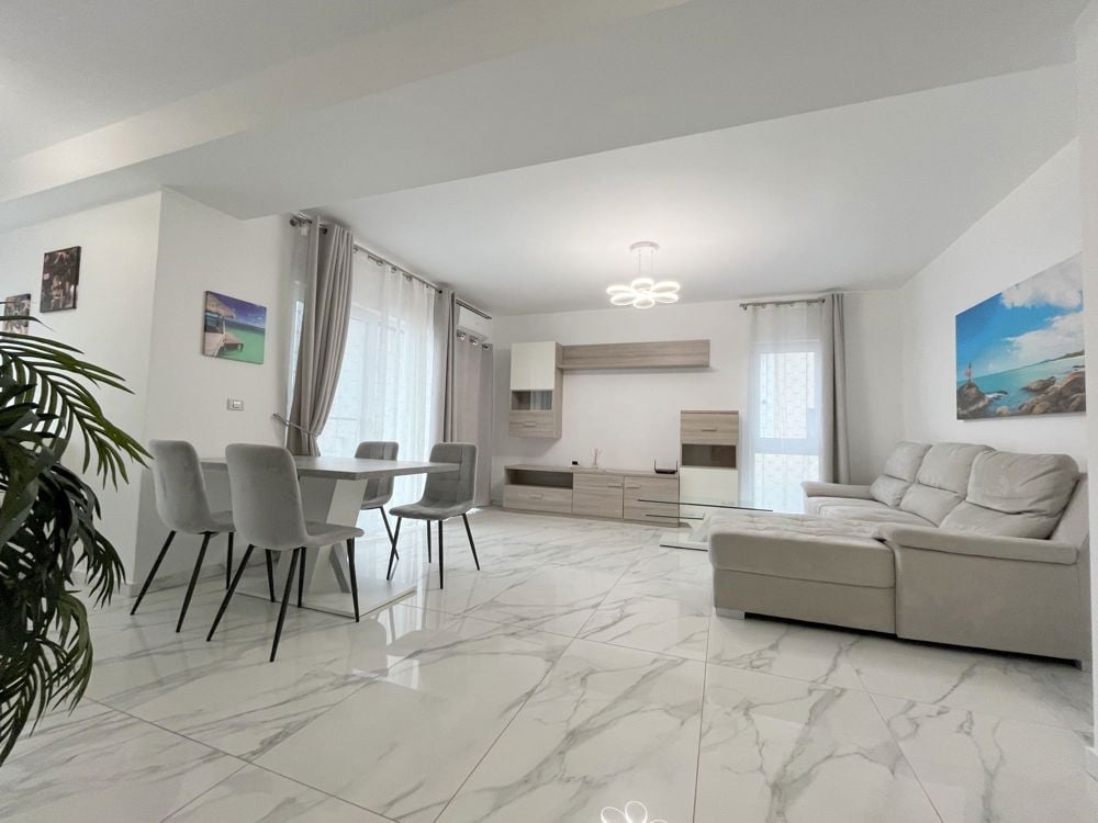 Apartament de Vânzare la Intrare în Dumbrăvița