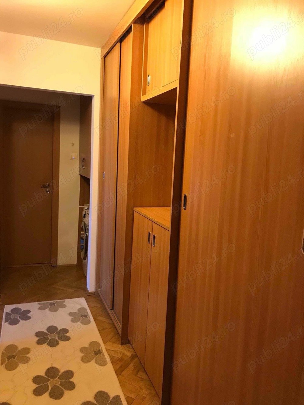 Închiriez apartament cu 3 camere Timișoara, calea Aradului