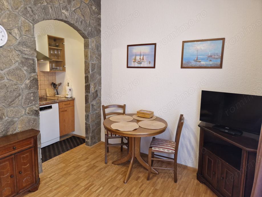 Apartament 2 camere de închiriat Zona Centru, Brașov