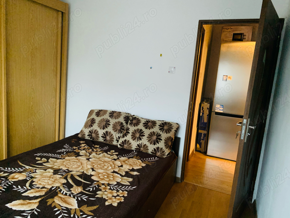 Inchiriez apartament 2 camere decomandat