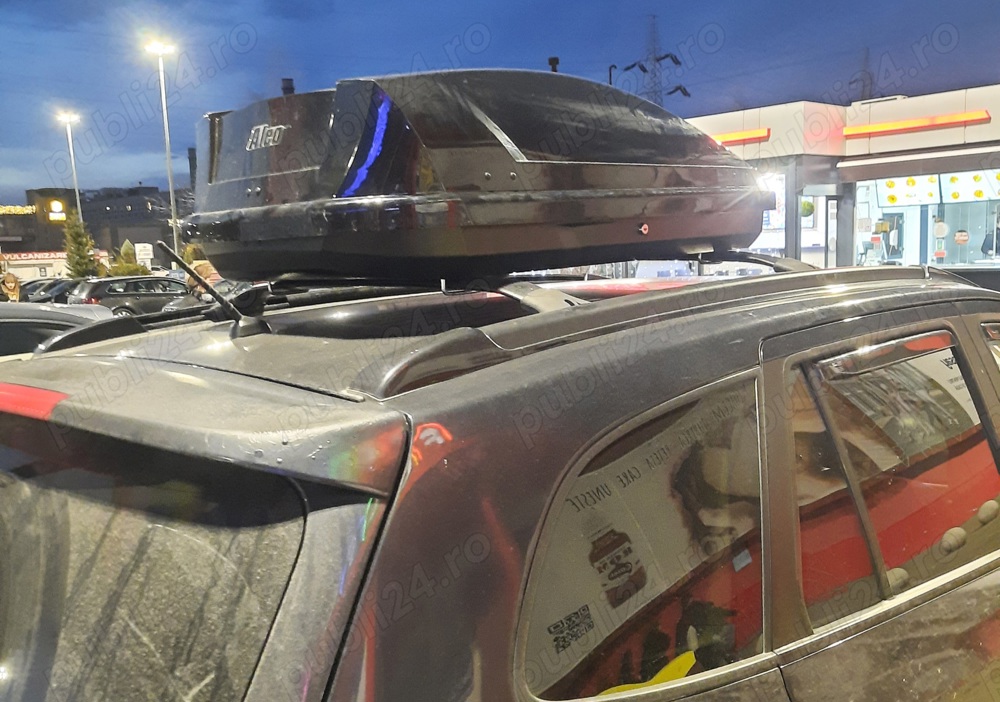 Inchiriez cutie portbagaj 