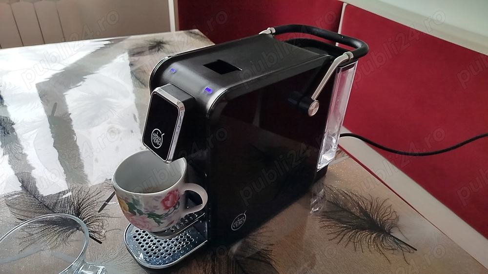 aparat de cafea Aroma Vero , capsule mici 