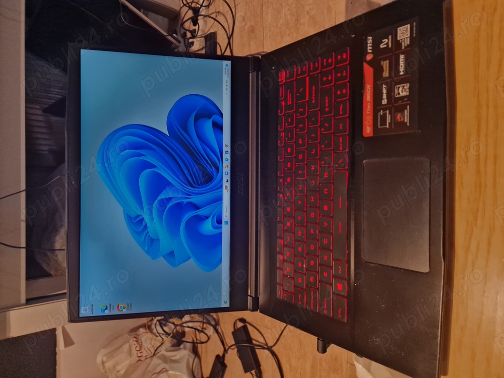 Laptop MSI ms16R3