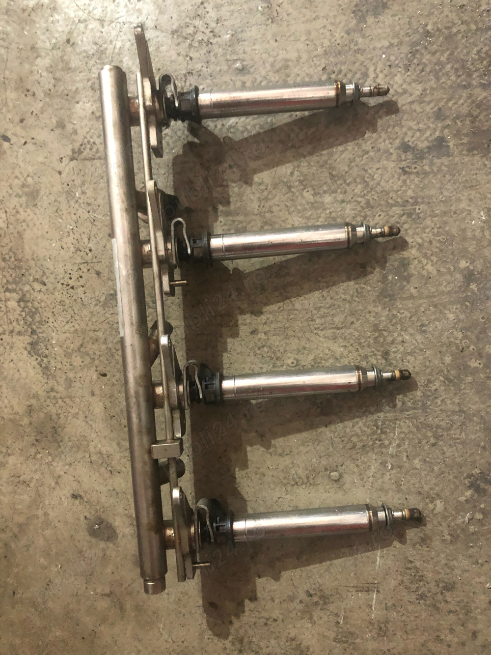 Rampa injectoare benzina motor m278 mercedes AMG