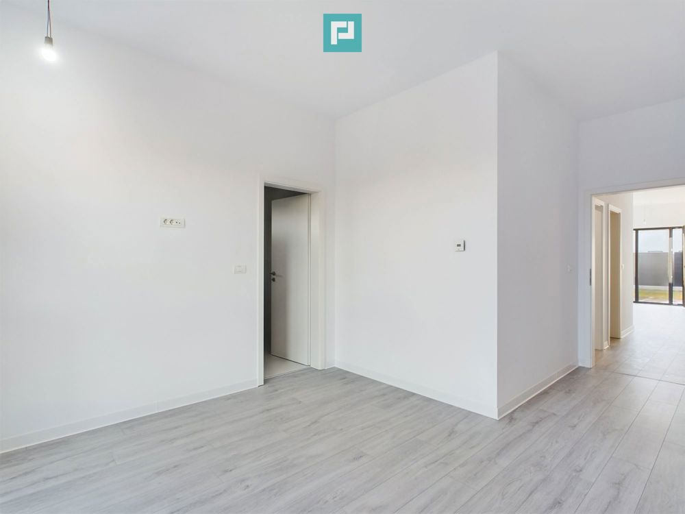 Duplex modern, pe parter, amplasat într-o zonă liniștită din Moșnița Nouă