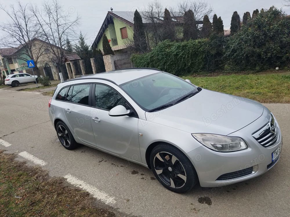 Opel Insignia 2.0 CDTI cu 130 cp,an 2010, central,climatronic