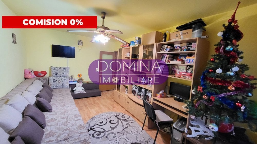 Vânzare apartament 3 camere, situat în Târgu Jiu, strada Victoriei, zona Mall