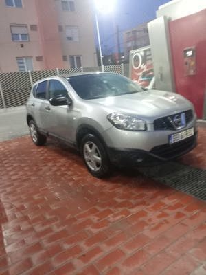 Vand nissan qashqai fabricatie 2012 urgent sau accept schimb nissan cu 2015-2017