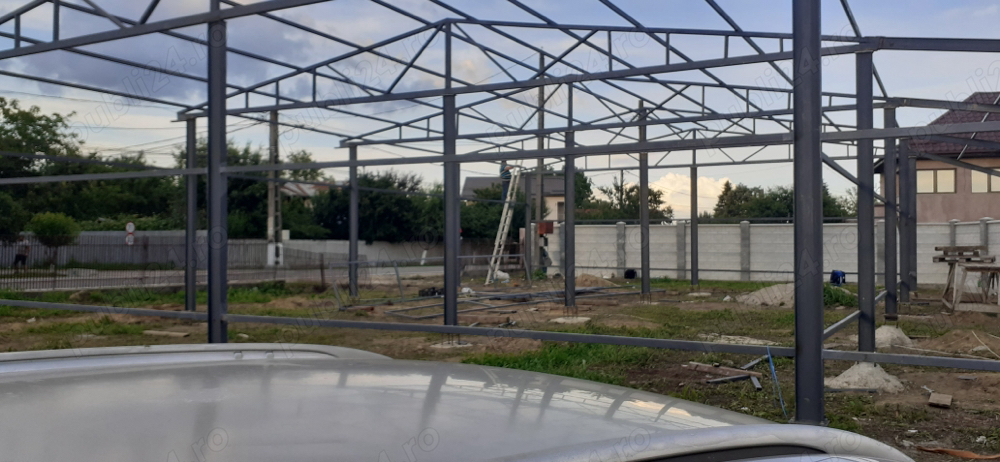 v Vând hală metalică din stoc